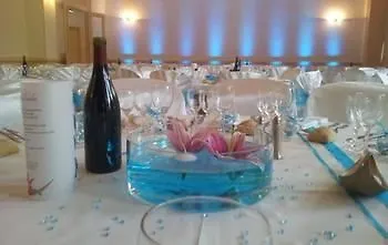 Terres De France - Appart'Hotel Le Splendid Альвар Апарт-отель